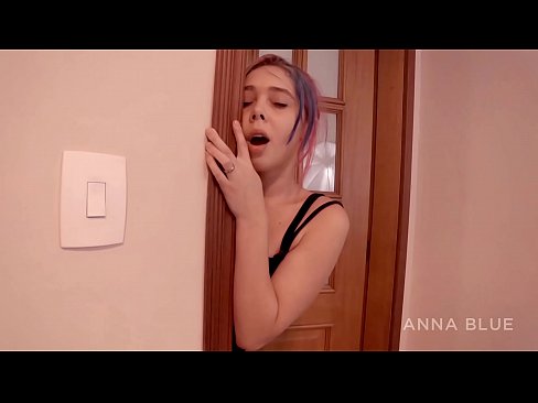 ❤️ Nire anaiarengana itzuli nintzen. Bere neska-lagunarekin sexu harremanak izan nituen. itzulera lesbiana. ❌ Pornografia besterik ez gugan ❤